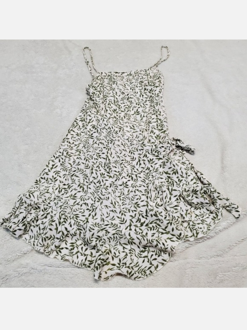 Polly White‎ Green Vine Leaf Spaghetti Strap Mini Sun Dress 4 Casual